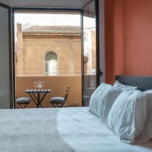 orange-crush-barcelona.topbarcelonahotels.com/