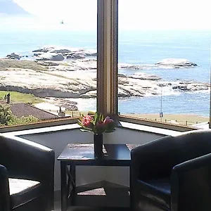 dream-a-little.hotels-capetown.com/